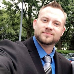 Meet your Posher, Ethan